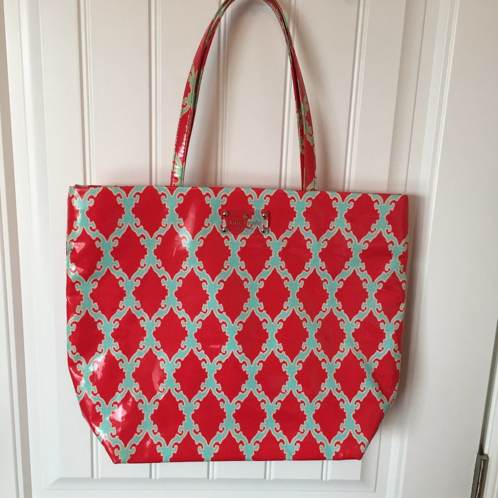 KATE SPADE VINYL TOTE